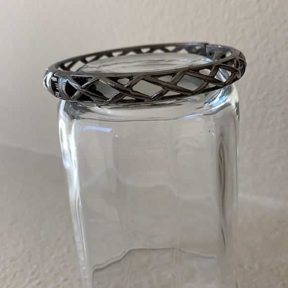 Shiny Gunmetal Nordstrom Bracelet - Picture 6 of 12